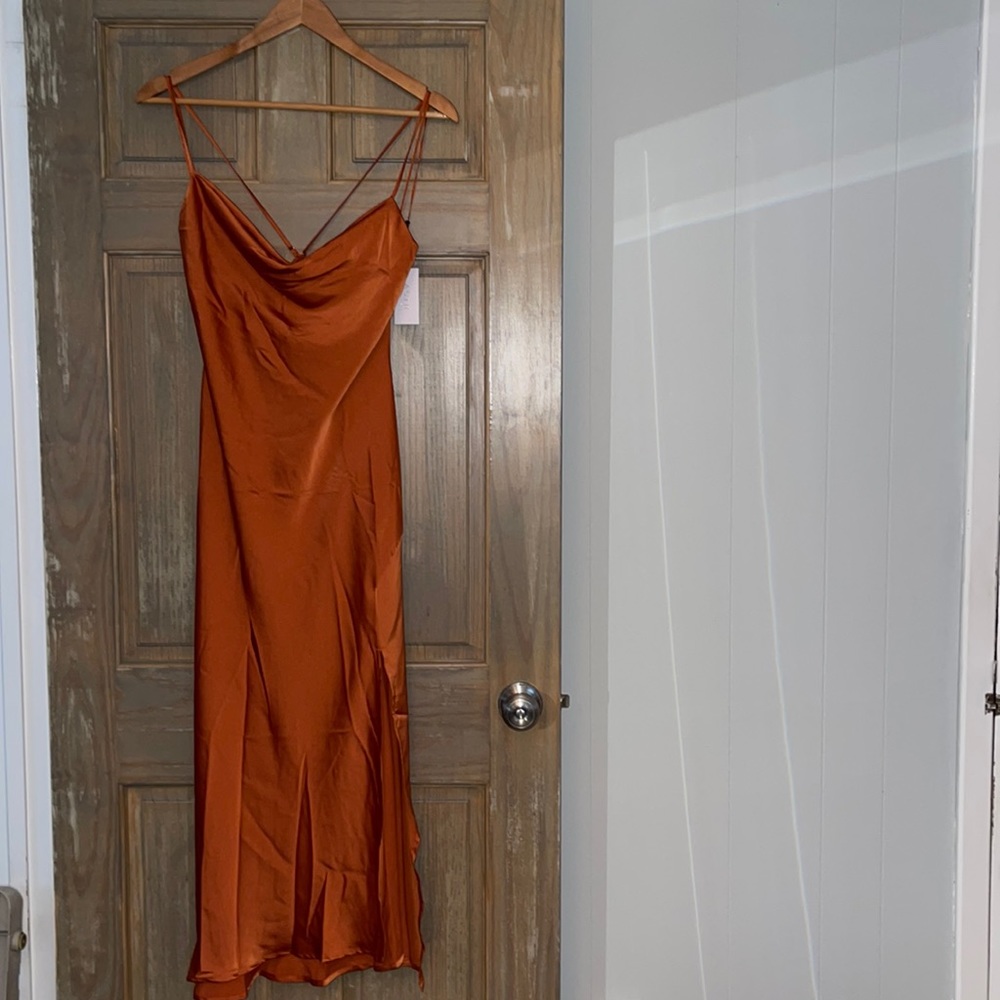 *LAST CHANCE*NWT*ASTR THE LABEL GAIA MIDI DRESS